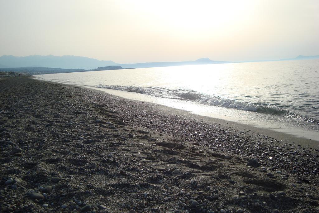 Athina