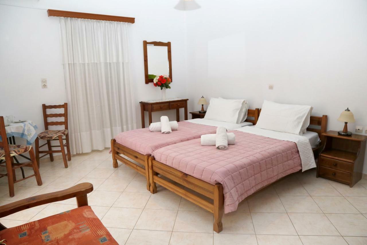 Athina Guest house 2*