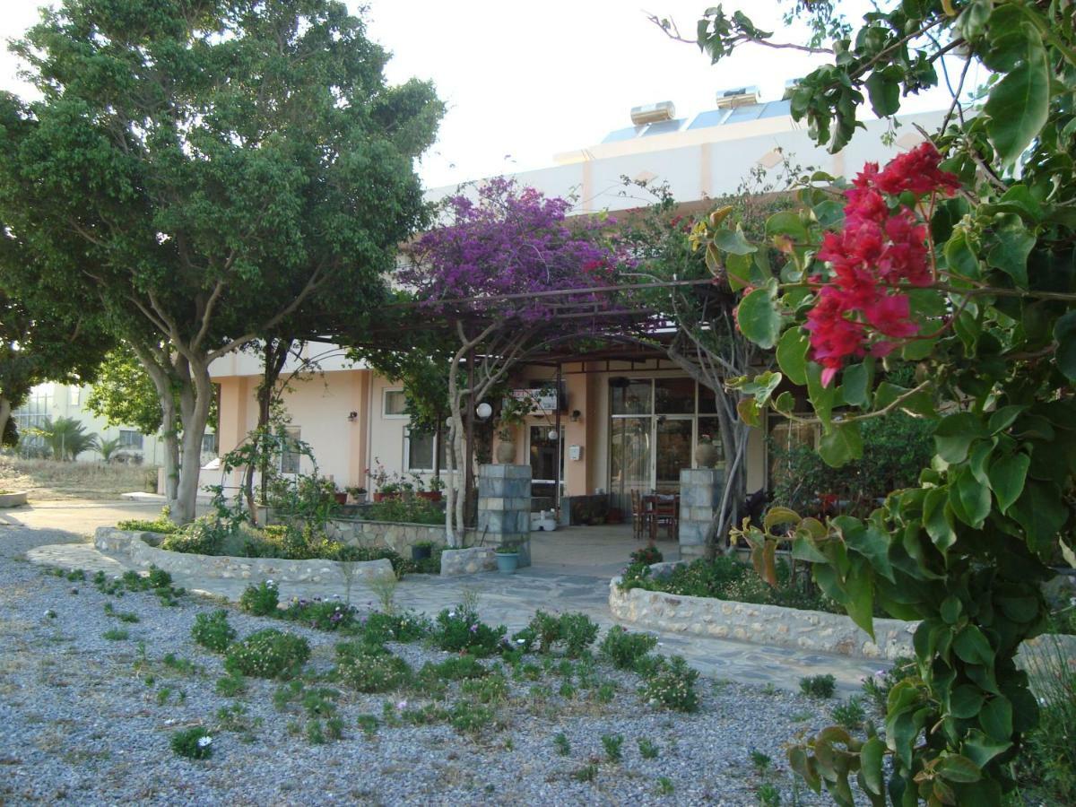 Athina 2*